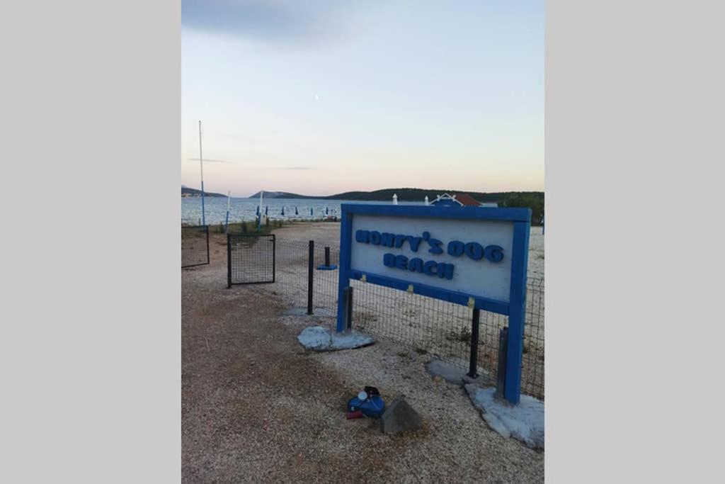 הוילה Banjol Ribaric מראה חיצוני תמונה